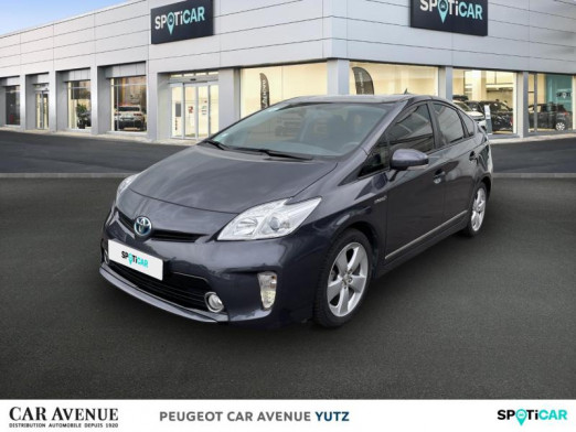 Occasion TOYOTA Prius 136h Dynamic 17 2014 Gris Graphite 14 990 € à Yutz