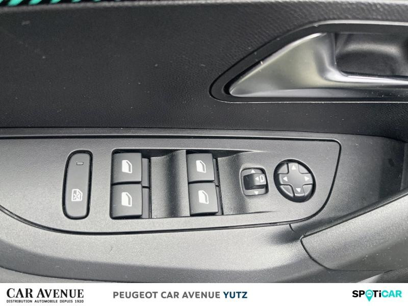 Occasion PEUGEOT 2008 1.2 PureTech 100ch S&S Allure Pack 2022 Noir Perla Nera (M) 14990 € à Yutz