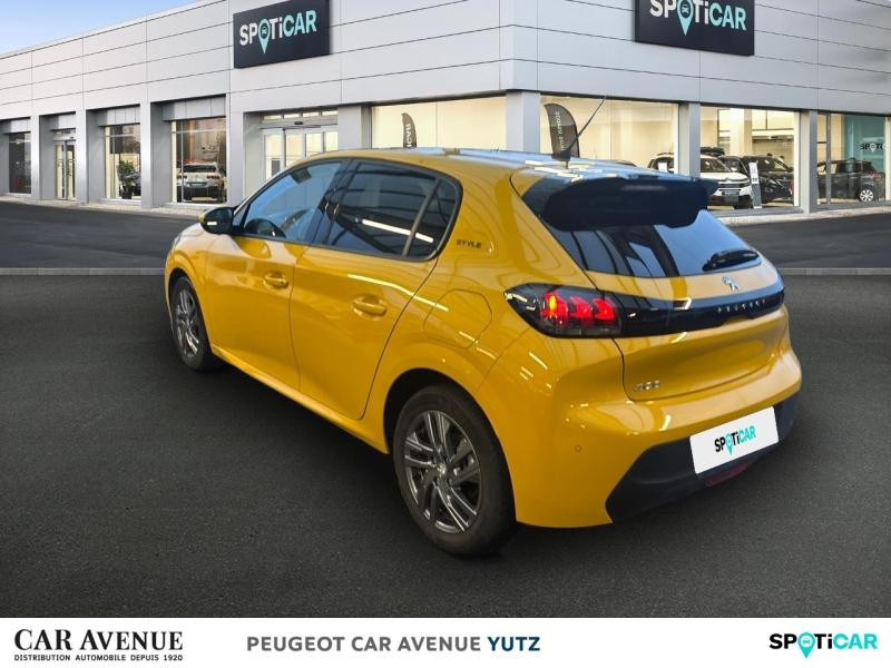 Occasion PEUGEOT 208 1.2 PureTech 100ch S&S Style EAT8 2021 Jaune 14690 € à Yutz