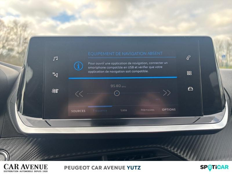 Used PEUGEOT 208 1.2 PureTech 100ch S&S Allure 2021 Blanc Banquise € 14490 in Yutz