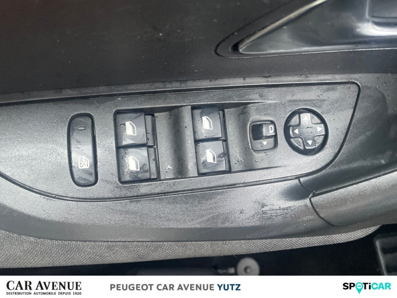 Used PEUGEOT 2008 1.2 PureTech 100ch S&S Active 2020 Gris Platinium (M) € 11490 in Yutz