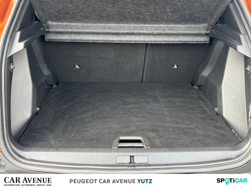 Used PEUGEOT 2008 1.2 PureTech 100ch S&S Allure 2020 Orange € 12490 in Yutz