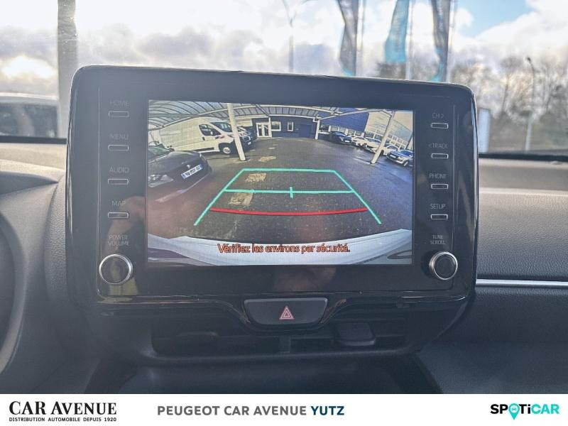 Used TOYOTA Yaris Cross 116h Design MY22 2022 Blanc Lunaire Nacré € 20990 in Yutz