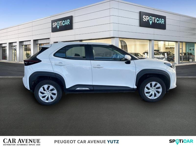 Used TOYOTA Yaris Cross 116h Design MY22 2022 Blanc Lunaire Nacré € 20990 in Yutz