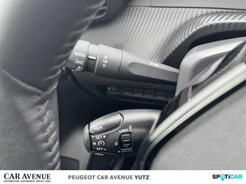 Used PEUGEOT 208 1.2 PureTech 100ch S&S Allure 2024 Rouge Elixir (V) € 17990 in Yutz