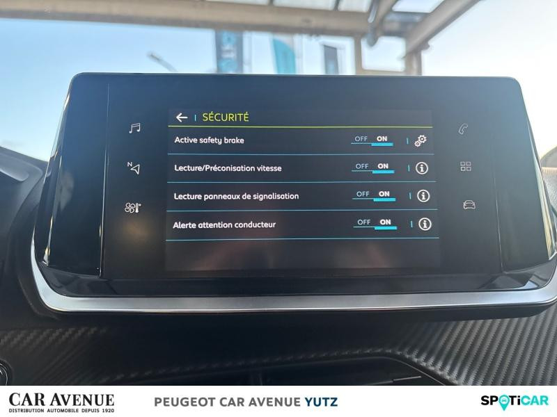 Occasion PEUGEOT 208 e-208 136ch Allure 2020 Bleu Vertigo (V) 14489 € à Yutz