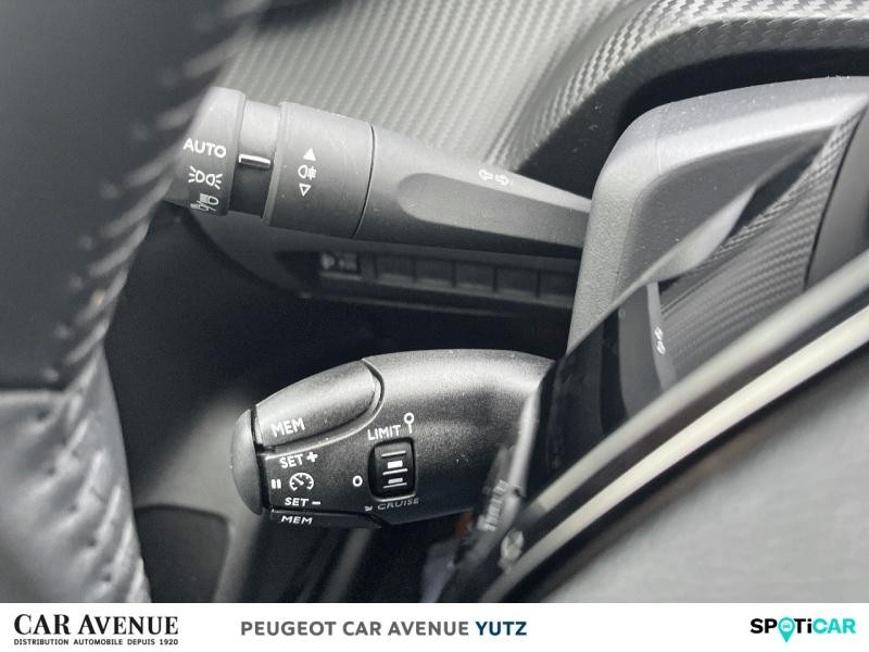 Used PEUGEOT 208 1.2 PureTech 100ch S&S Allure 2024 Gris Artense (M) € 17490 in Yutz