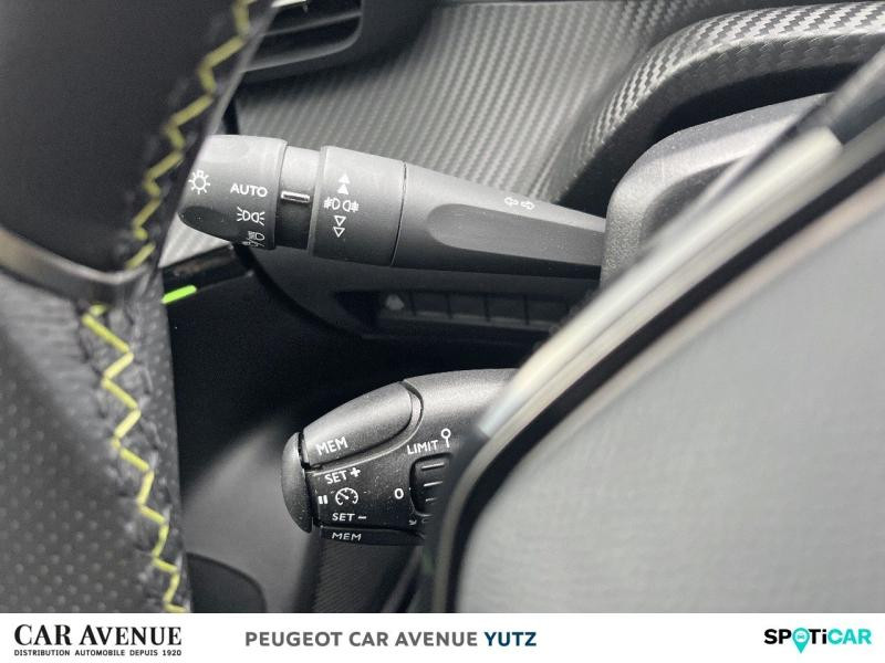 Occasion PEUGEOT 2008 1.2 PureTech 130ch S&S GT Line 7cv 2020 Gris Platinium (M) 15990 € à Yutz