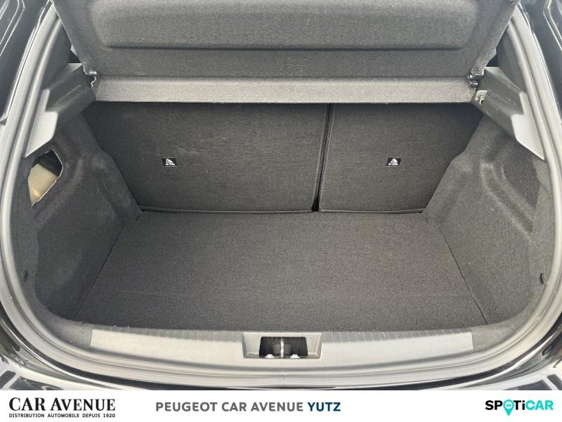 Used PEUGEOT 208 1.2 PureTech 75ch S&S Like 2021 Noir Perla Nera (M) € 11490 in Yutz