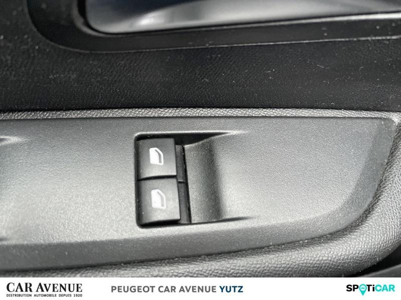 Used PEUGEOT 208 Affaire 1.2 PureTech 75ch S&S Premium 2 Places 2020 Gris Platinium métal € 8190 in Yutz