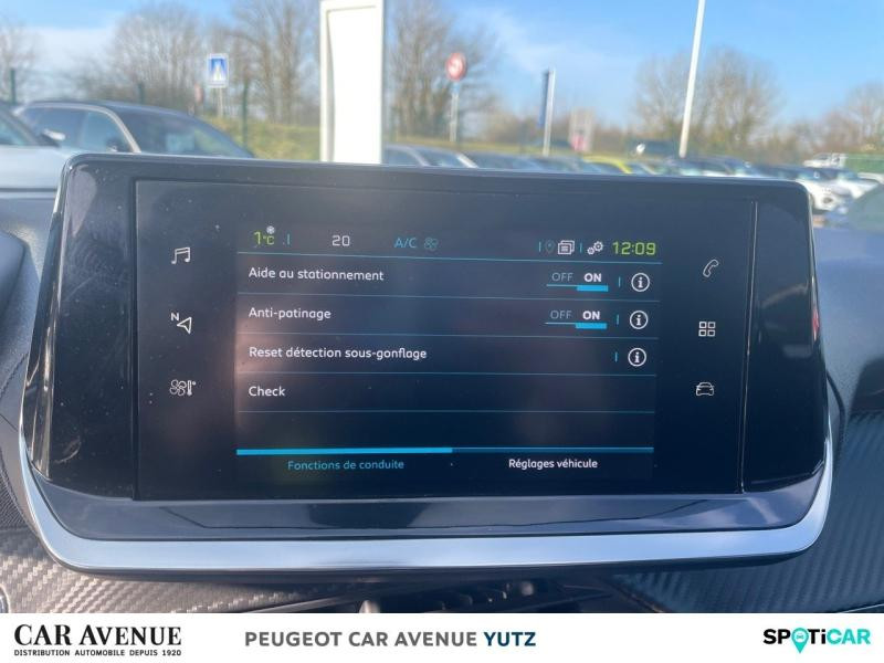 Used PEUGEOT 208 e-208 136ch Allure 2021 Noir Perla Nera (M) € 16490 in Yutz