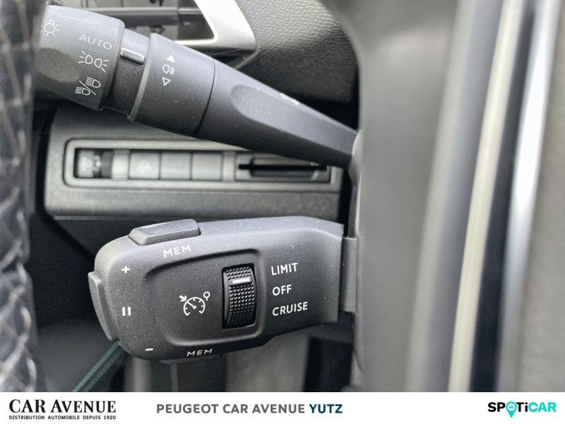 Used PEUGEOT 3008 1.2 PureTech 130ch S&S Allure Pack 2021 Rouge Ultimate (V) € 19490 in Yutz
