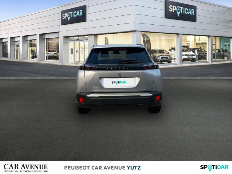 Occasion PEUGEOT 2008 e-2008 136ch Style 2023 Gris Platinium (M) 29329 € à Yutz