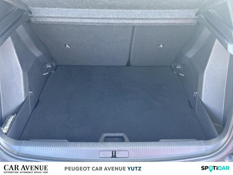 Occasion PEUGEOT 2008 e-2008 136ch Style 2022 Rouge Elixir (S) 17490 € à Yutz