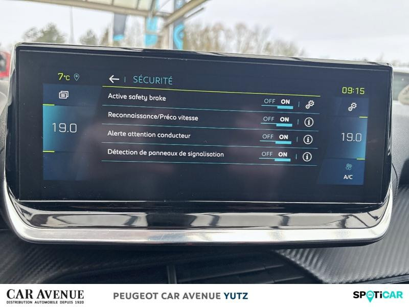 Occasion PEUGEOT 2008 e-2008 136ch Allure 2020 Rouge Elixir (S) 19990 € à Yutz