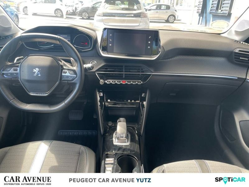 Used PEUGEOT 208 1.2 PureTech 100ch S&S Allure EAT8 2021 Blanc nacré € 13989 in Yutz