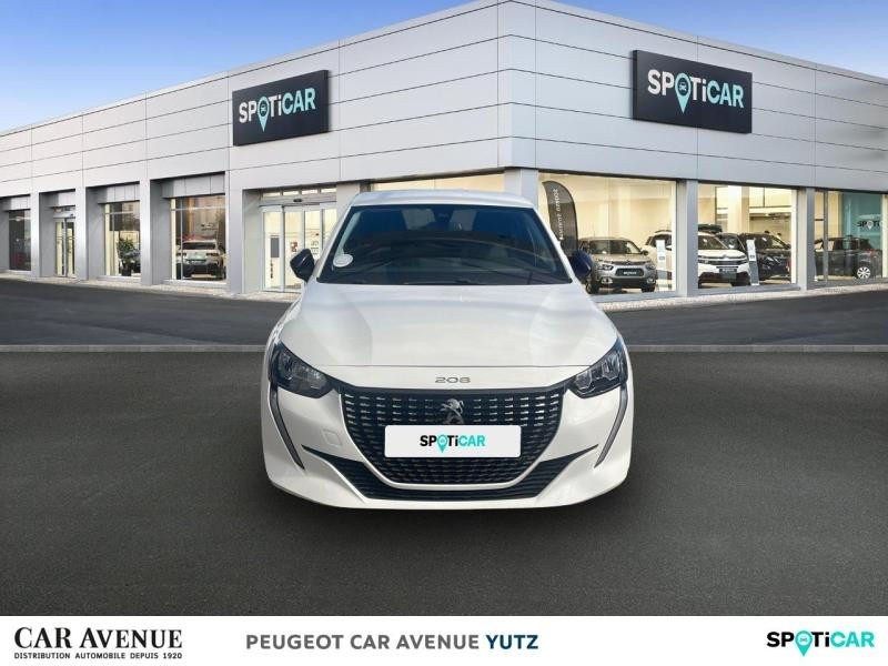 Used PEUGEOT 208 1.2 PureTech 100ch S&S Allure EAT8 2021 Blanc nacré € 13989 in Yutz