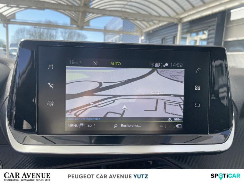 Used PEUGEOT 208 1.2 PureTech 100ch S&S Allure EAT8 2021 Blanc nacré € 13989 in Yutz