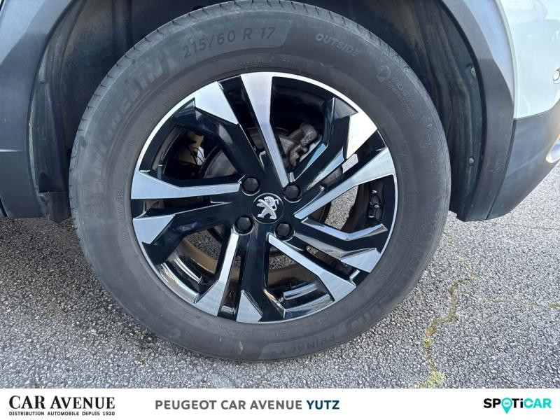 Used PEUGEOT 2008 1.5 BlueHDi 130ch S&S GT Line EAT8 7cv 2021 Blanc Nacré (N) € 17690 in Yutz