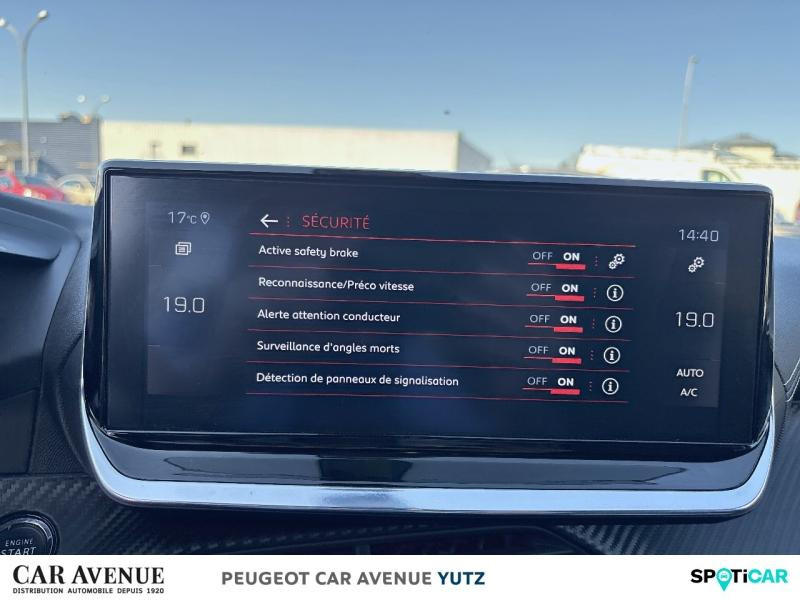 Used PEUGEOT 2008 1.5 BlueHDi 130ch S&S GT Line EAT8 7cv 2021 Blanc Nacré (N) € 17690 in Yutz
