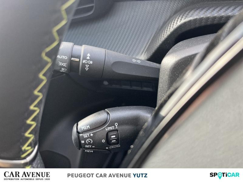 Occasion PEUGEOT 2008 e-2008 136ch GT 2022 Gris Artense (M) 19490 € à Yutz