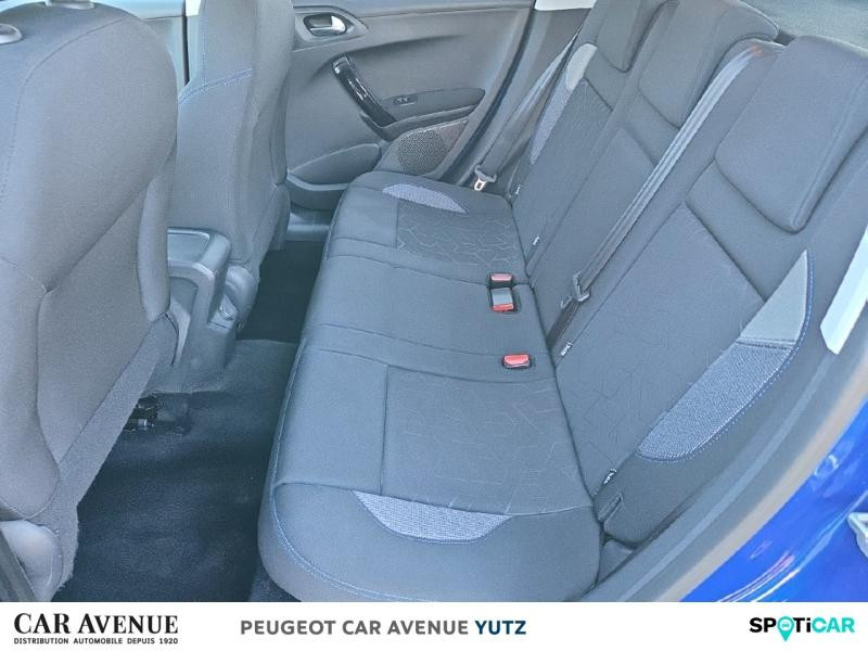 Occasion PEUGEOT 2008 1.2 PureTech 110ch E6.c Signature S&S 5cv 2019 Bleu Quasar 9790 € à Yutz