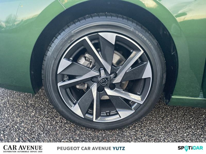 Occasion PEUGEOT 308 1.2 PureTech 130ch S&S Allure Pack EAT8 2024 Vert 22490 € à Yutz