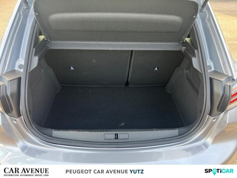 Occasion PEUGEOT 208 1.2 Hybrid 100ch Allure e-DCS6 2025 Gris Artense (M) 23913 € à Yutz