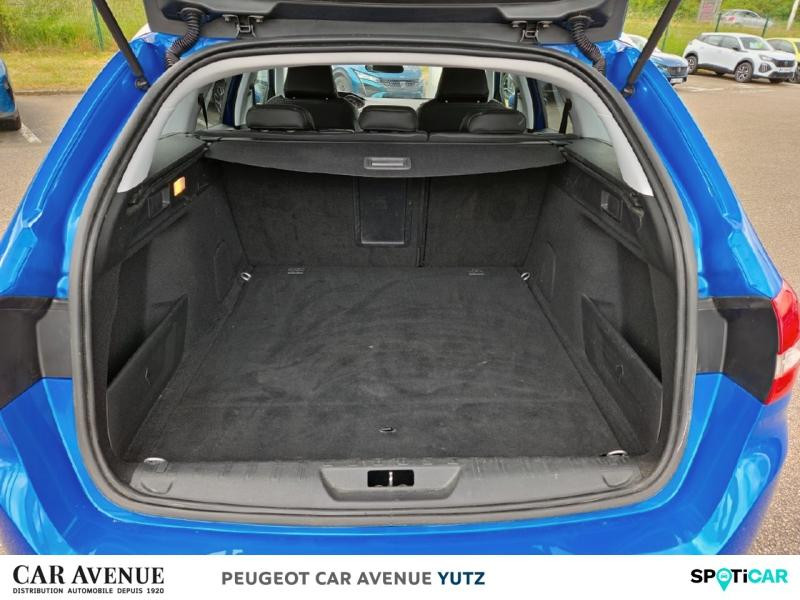 Occasion PEUGEOT 308 SW 1.5 BlueHDi 130ch S&S Roadtrip EAT8 2021 Bleu Vertigo 16290 € à Yutz