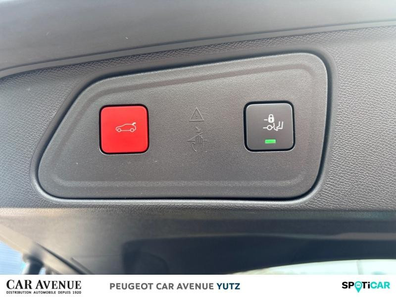 Occasion PEUGEOT 3008 Plug-in Hybrid 225ch GT e-EAT8 2023 Blanc Nacré (N) 28990 € à Yutz