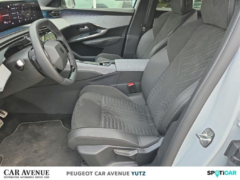 Occasion PEUGEOT 3008 1.2 Hybrid 136ch GT e-DCS6 2024 Blanc Okénite (M) 38890 € à Yutz