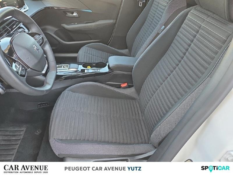 Occasion PEUGEOT 208 e-208 136ch Style 2023 Blanc Banquise (O) 15490 € à Yutz