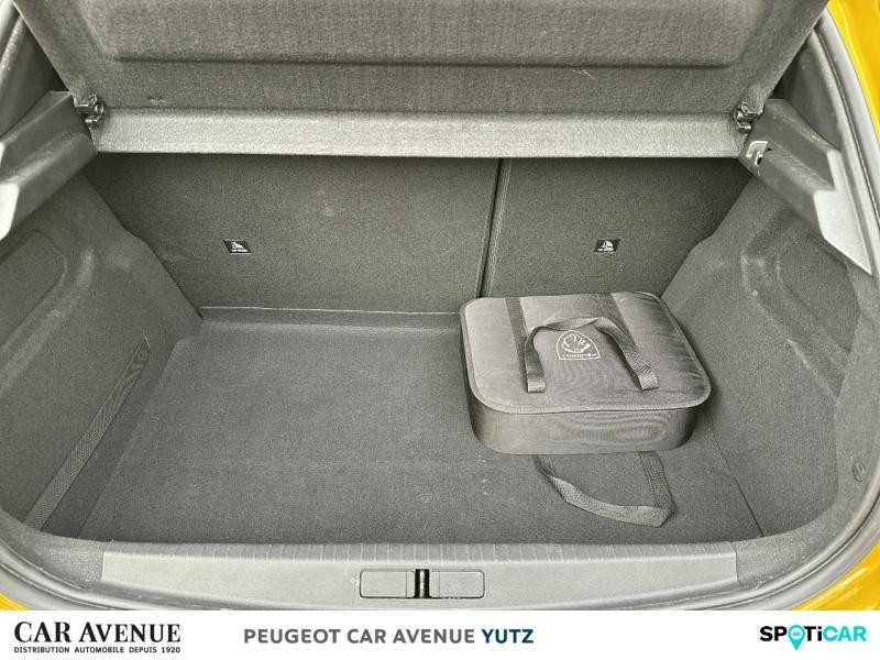 Used PEUGEOT 208 e-208 136ch Style 2022 Jaune € 16990 in Yutz