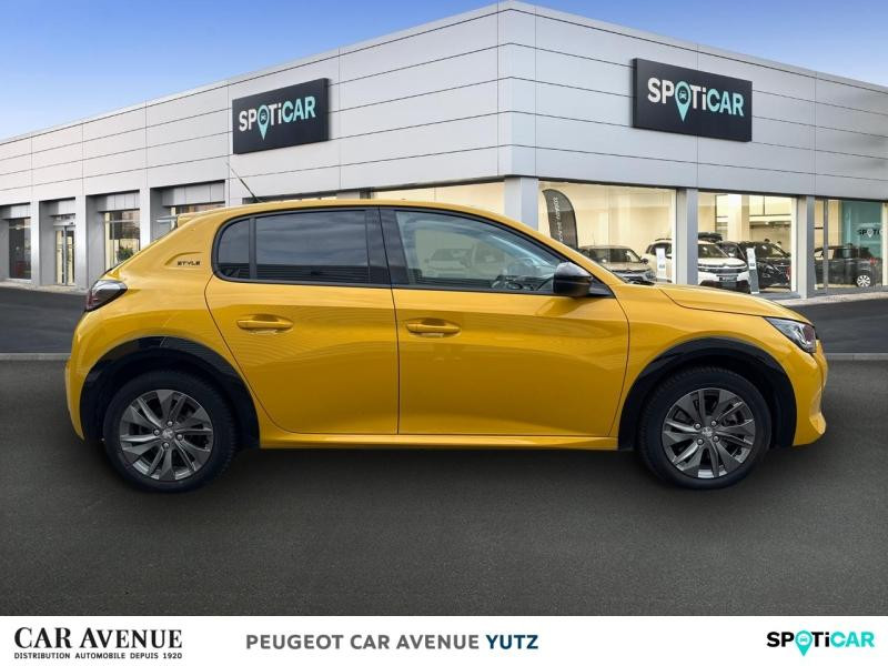 Used PEUGEOT 208 e-208 136ch Style 2022 Jaune € 16990 in Yutz