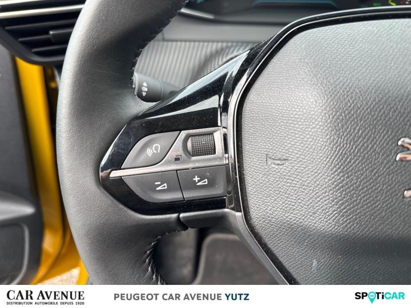 Used PEUGEOT 208 e-208 136ch Style 2022 Jaune € 16990 in Yutz