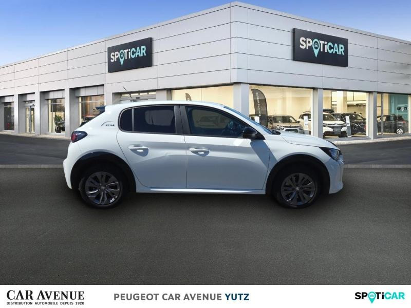 Occasion PEUGEOT 208 e-208 136ch Style 2023 Blanc Banquise (O) 15490 € à Yutz