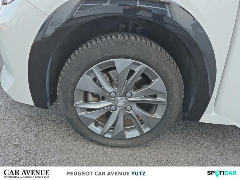 Occasion PEUGEOT 208 e-208 136ch Style 2023 Blanc Banquise (O) 15490 € à Yutz