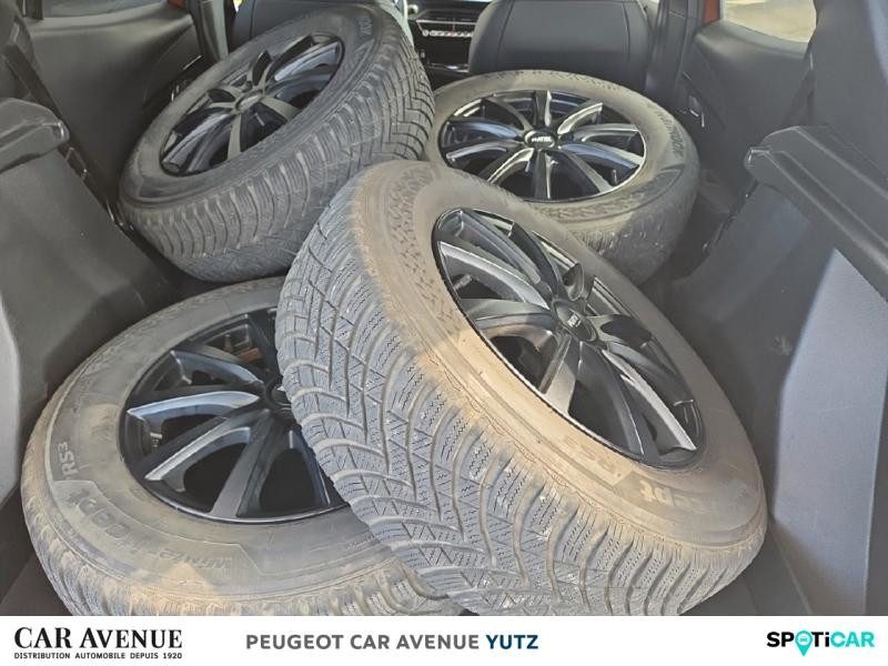 Occasion PEUGEOT 2008 1.2 PureTech 130ch S&S Roadtrip EAT8 2022 Orange 16490 € à Yutz