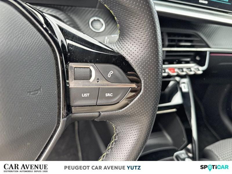 Occasion PEUGEOT 208 e-208 136ch GT 2021 Noir Perla Nera (M) 16990 € à Yutz