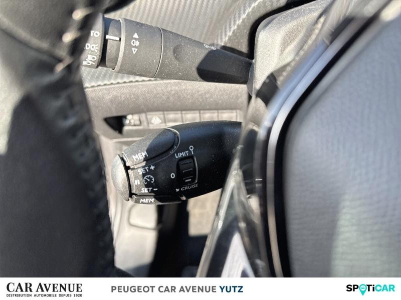 Occasion PEUGEOT 208 1.2 PureTech 75ch S&S Style 2021 Gris Platinium (M) 11990 € à Yutz