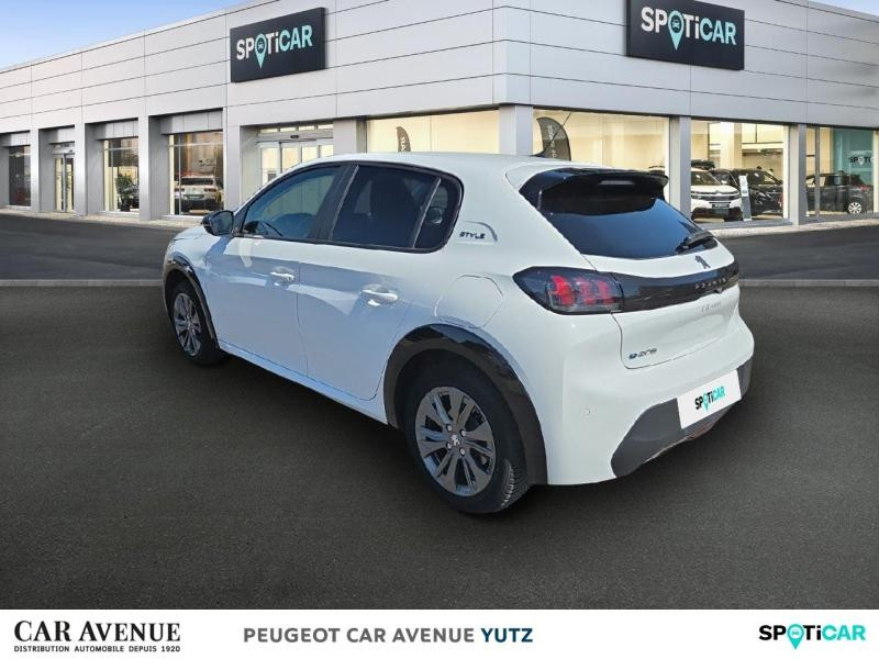 Occasion PEUGEOT 208 e-208 136ch Style 2023 Blanc Banquise (O) 15490 € à Yutz