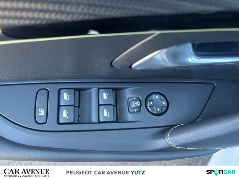 Occasion PEUGEOT 208 e-208 136ch GT Pack 2022 Jaune 19490 € à Yutz