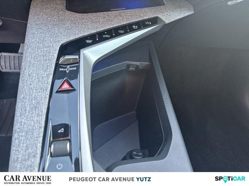 Occasion PEUGEOT 3008 1.2 Hybrid 136ch Allure e-DCS6 2025 Gris Artense (M) 32890 € à Yutz