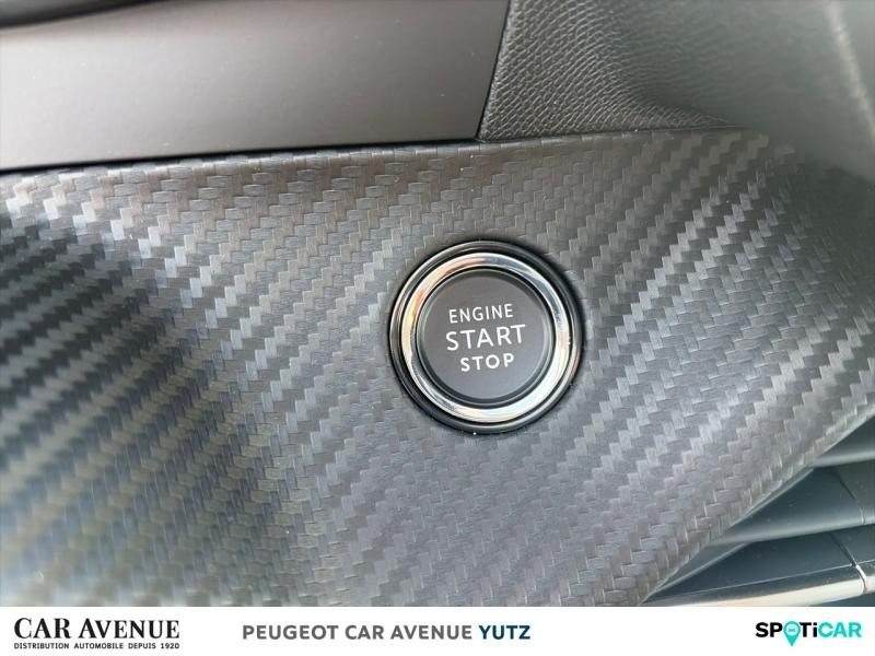 Used PEUGEOT 208 1.2 Hybrid 110ch Allure e-DCS6 2025 Rouge Elixir (V) € 24571 in Yutz