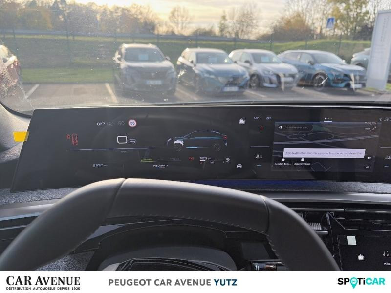 Used PEUGEOT 3008 1.2 Hybrid 145ch Allure e-DCS6 2025 Bleu Ingaro (M) € 37036 in Yutz