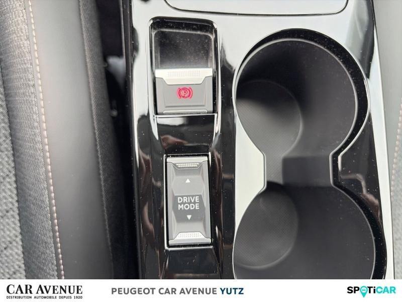 Used PEUGEOT 208 1.2 Hybrid 110ch Allure e-DCS6 2025 Gris Artense (M) € 24757 in Yutz