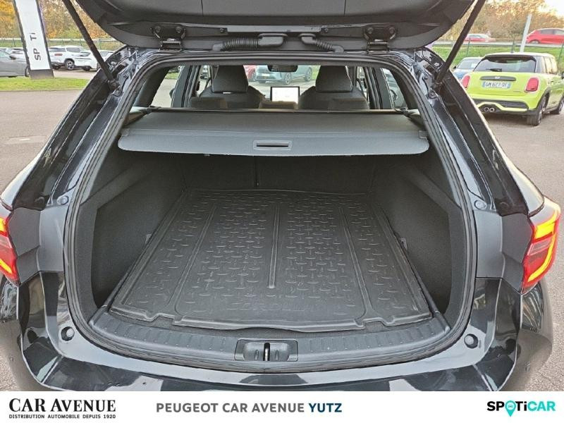 Occasion TOYOTA Corolla 1.8 140ch Dynamic MY23 2024 Noir Intense métallisé 24490 € à Yutz