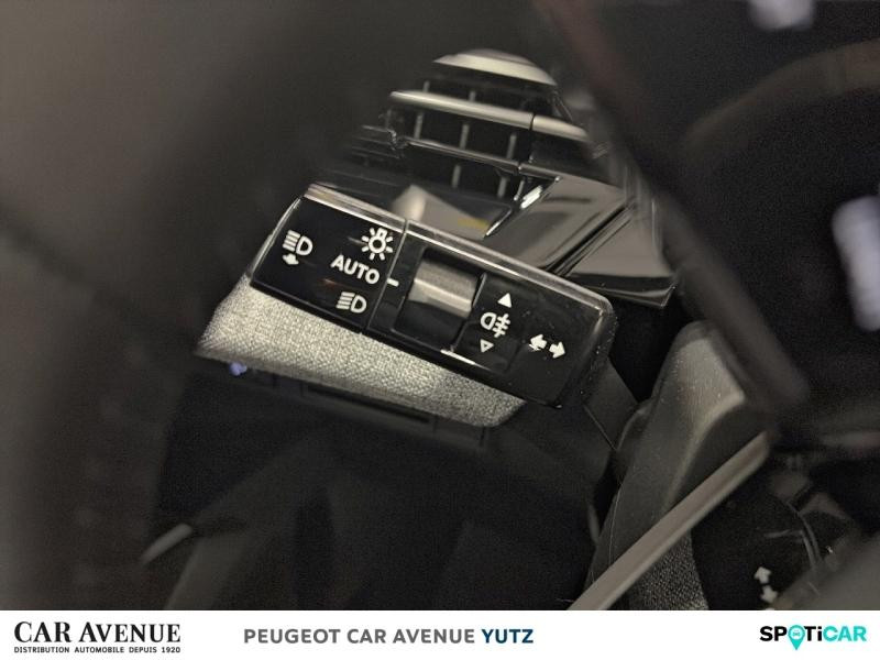 Occasion PEUGEOT 5008 Hybrid 145ch Allure e-DCS6 2025 Bleu 38100 € à Yutz
