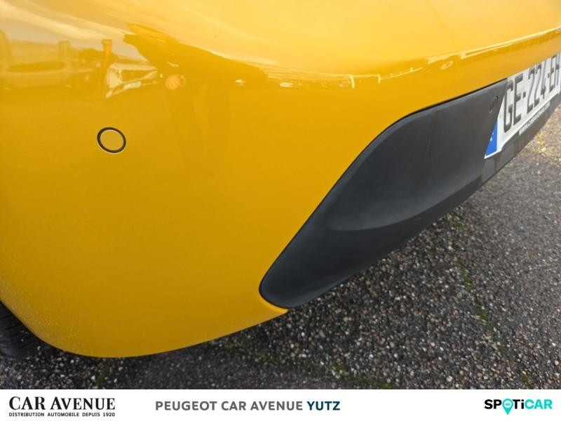 Occasion PEUGEOT 208 1.2 PureTech 100ch S&S Style EAT8 2022 Jaune 14990 € à Yutz