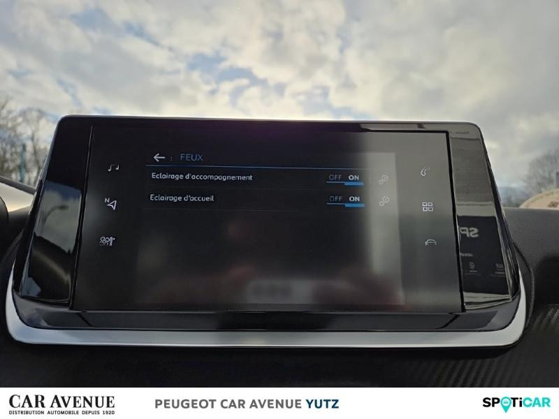 Occasion PEUGEOT 208 1.2 PureTech 100ch S&S Style EAT8 2022 Jaune 14990 € à Yutz